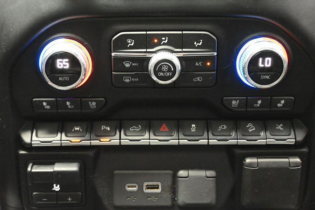 used 2022 GMC Sierra 1500 car, priced at $40,898