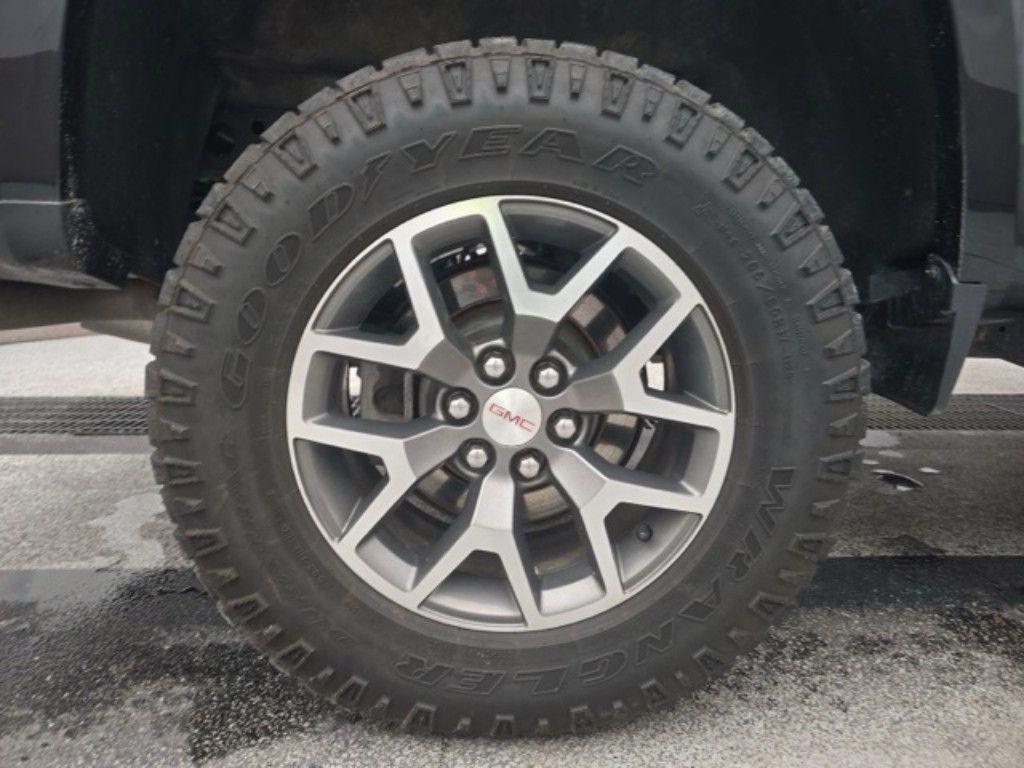 used 2022 GMC Canyon car, priced at $26,788