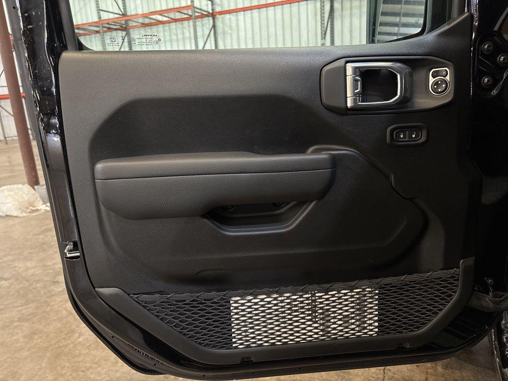 new 2026 Jeep Wrangler car, priced at $44,543