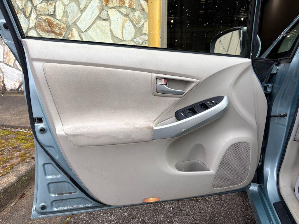 used 2015 Toyota Prius car, priced at $5,500