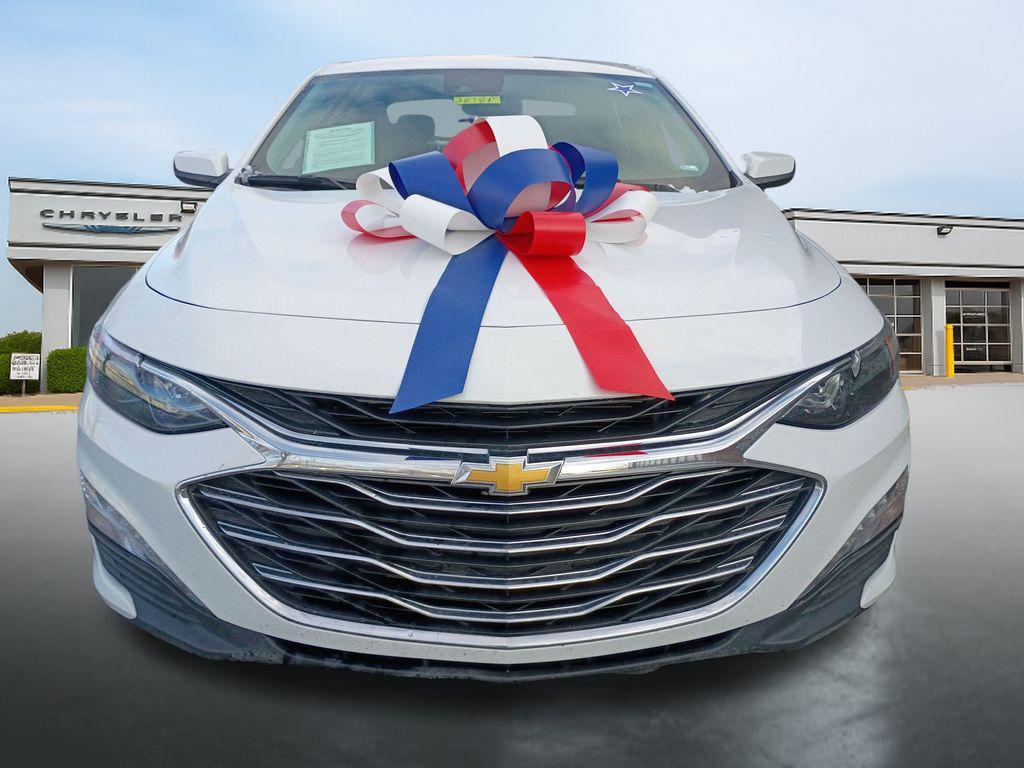 used 2024 Chevrolet Malibu car, priced at $15,995
