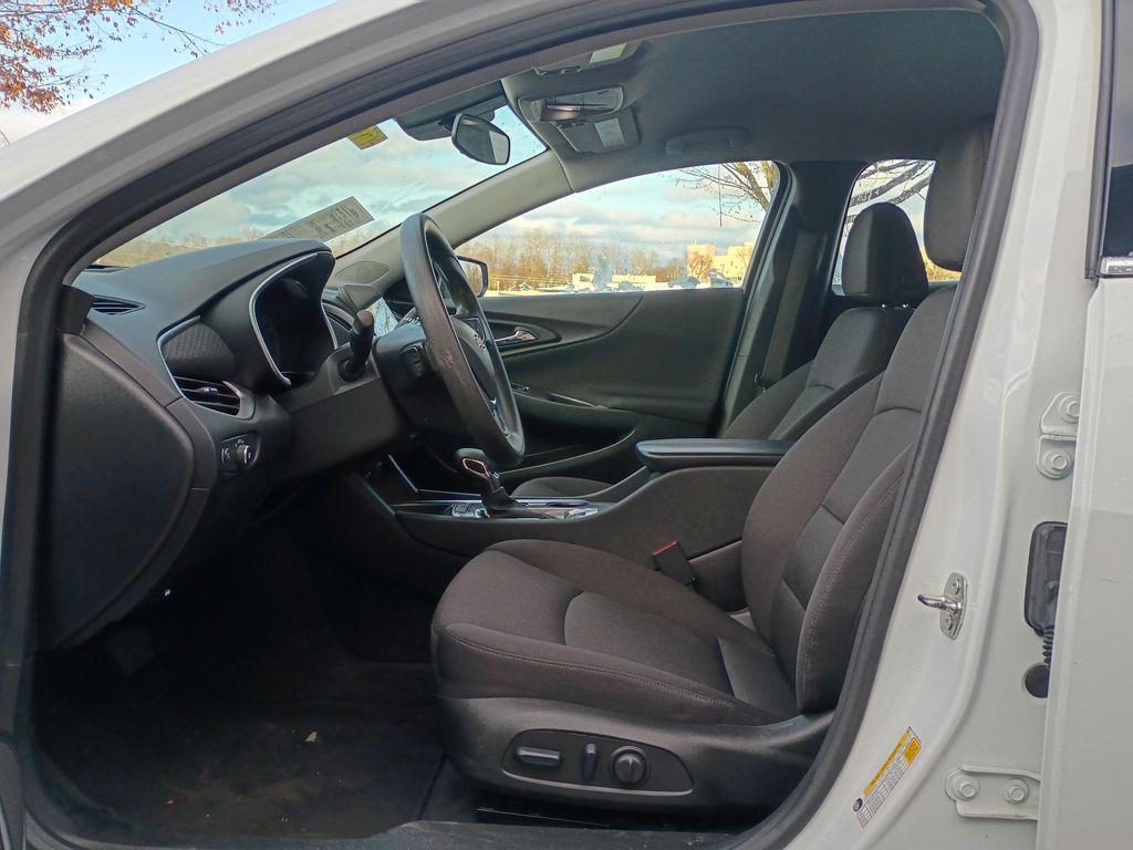 used 2024 Chevrolet Malibu car, priced at $15,995