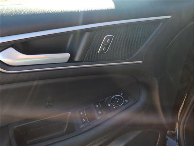 used 2023 Ford Edge car, priced at $24,988