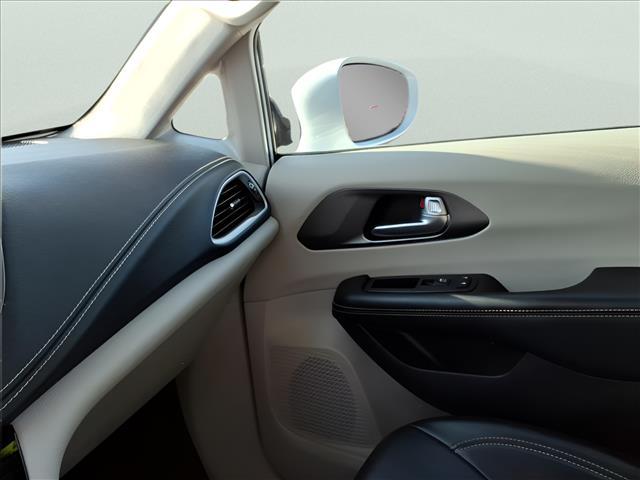 used 2022 Chrysler Pacifica car, priced at $27,988