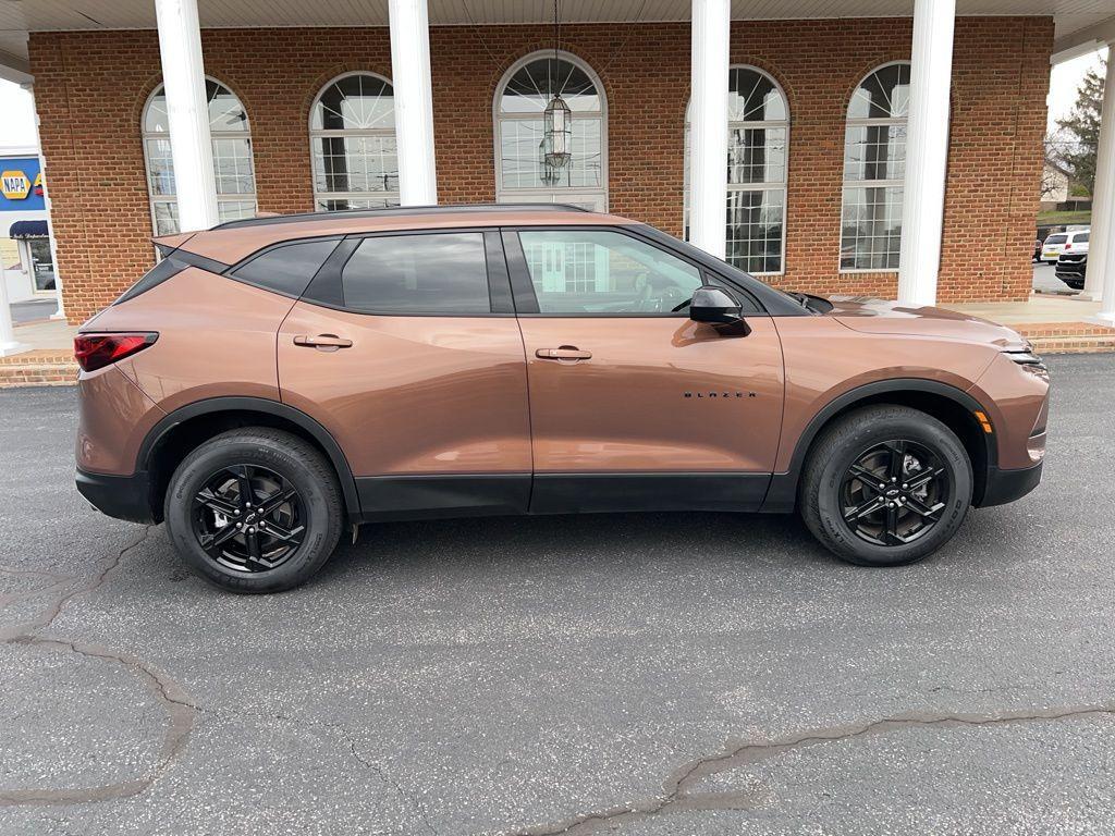 used 2024 Chevrolet Blazer car, priced at $27,900