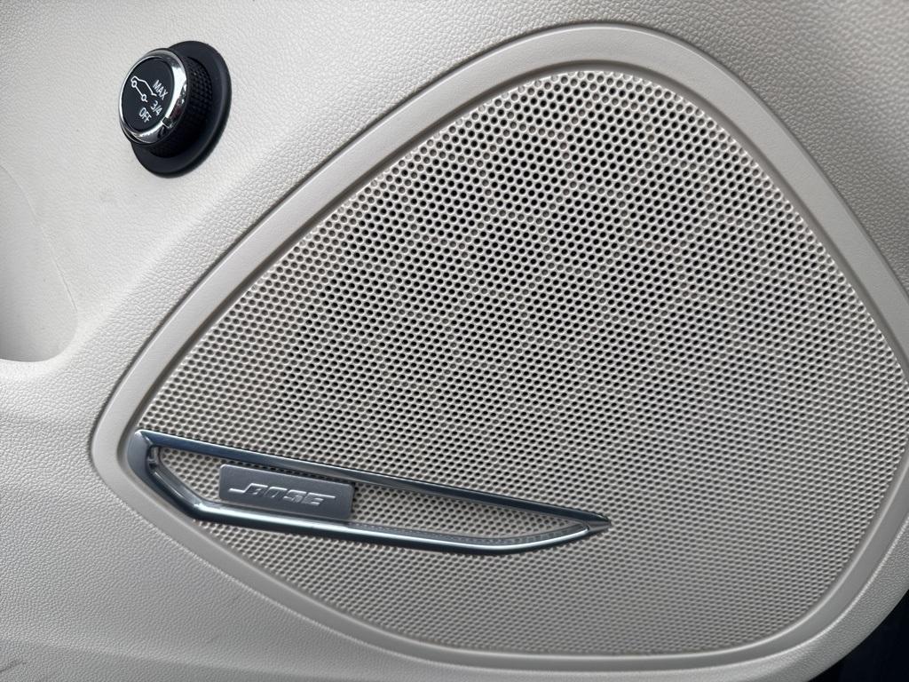 used 2021 Buick Envision car, priced at $26,900