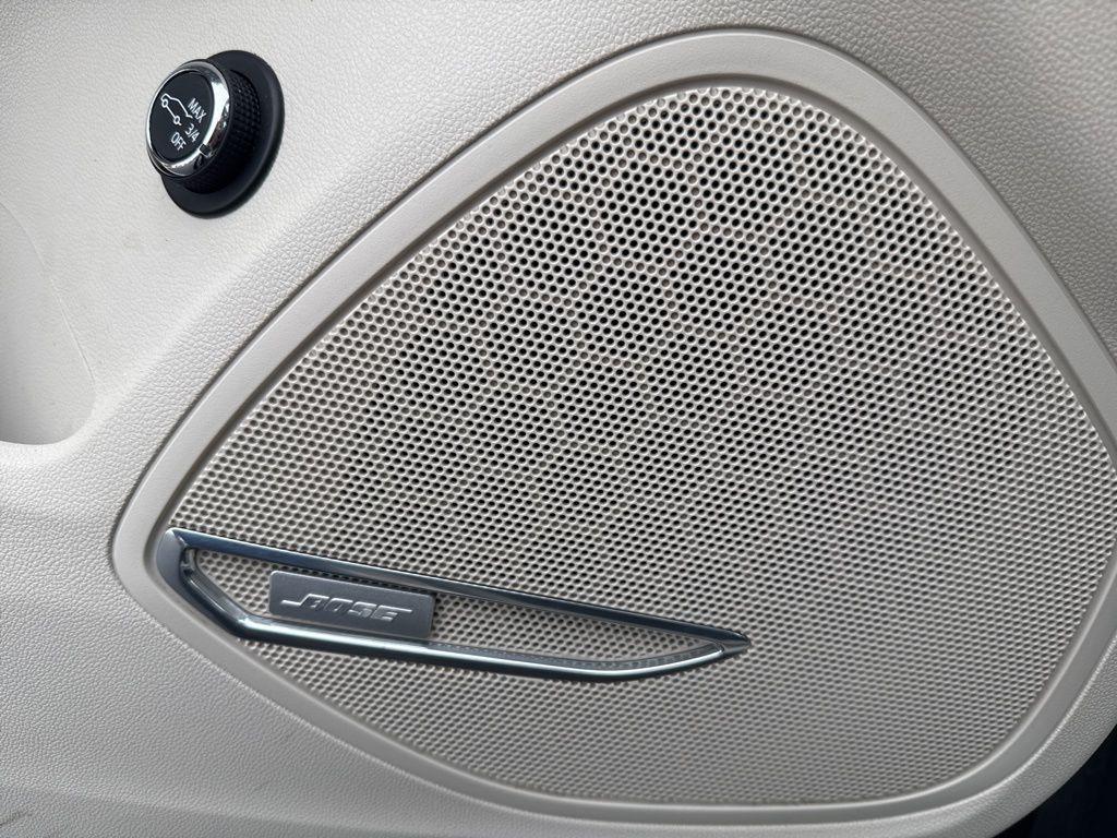 used 2021 Buick Envision car, priced at $26,900