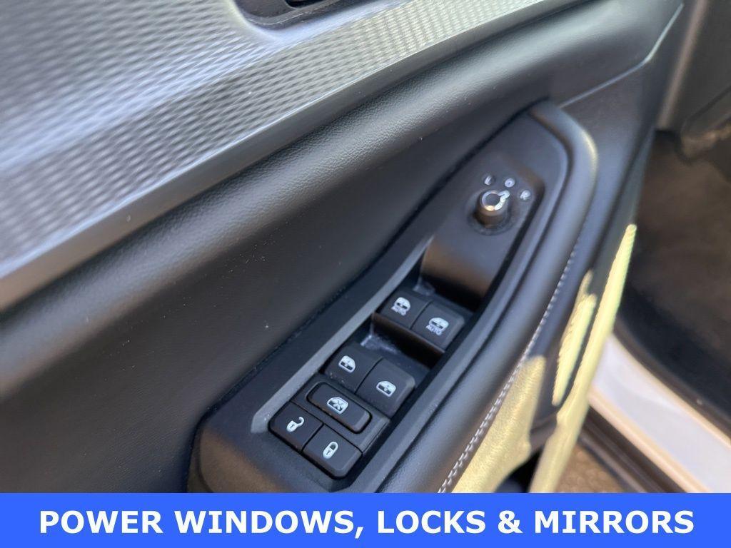 used 2024 Jeep Grand Cherokee car, priced at $28,900