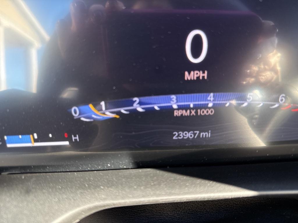 used 2024 Jeep Grand Cherokee car, priced at $28,900