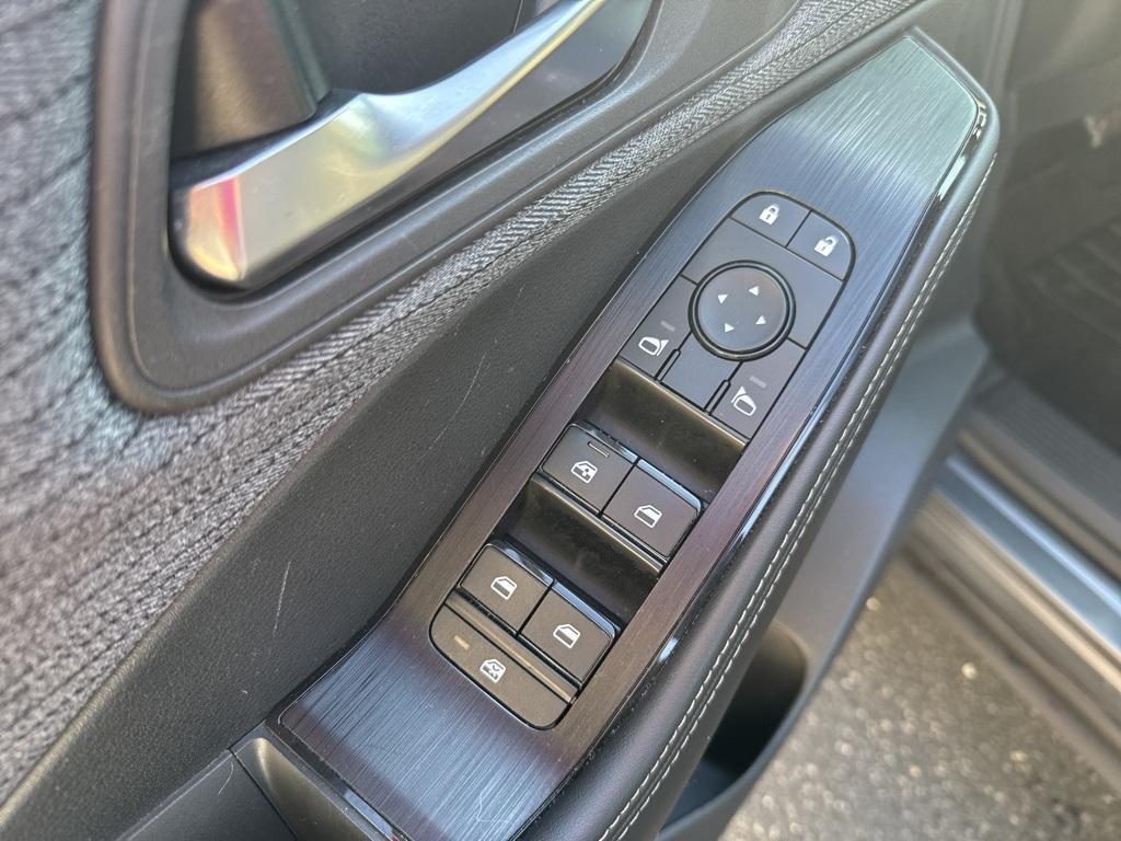 used 2023 Nissan Rogue car, priced at $22,900