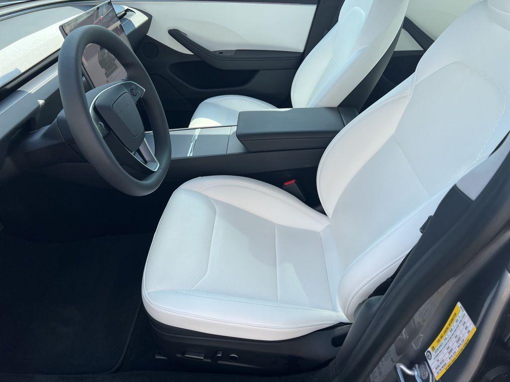 used 2025 Tesla Model 3 car, priced at $38,900