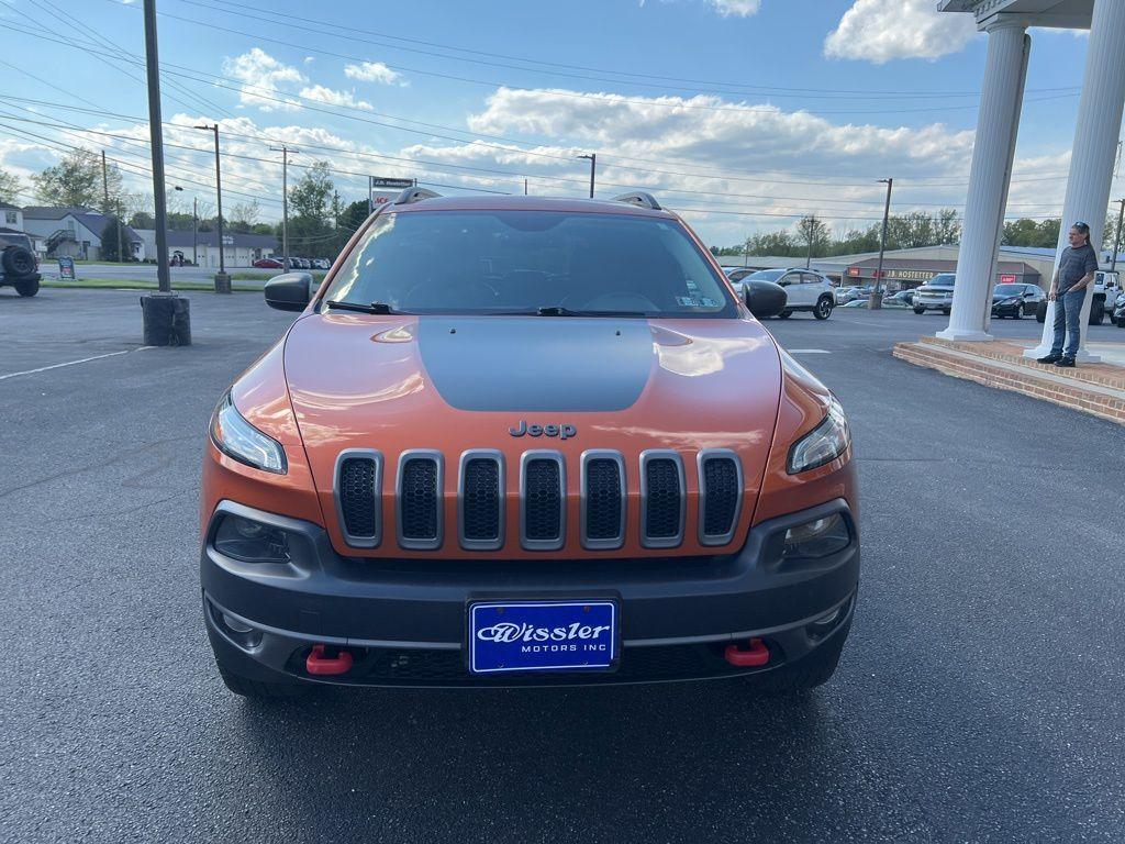 used 2015 Jeep Cherokee car, priced at $10,500