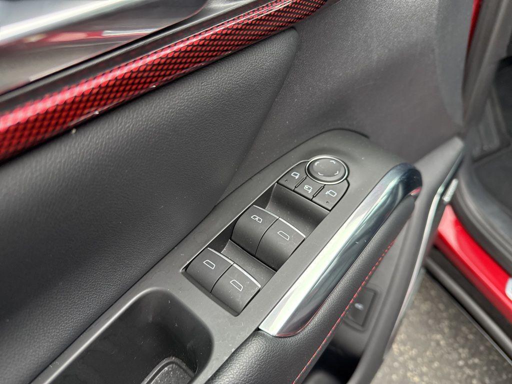 used 2024 Chevrolet Traverse car, priced at $48,900