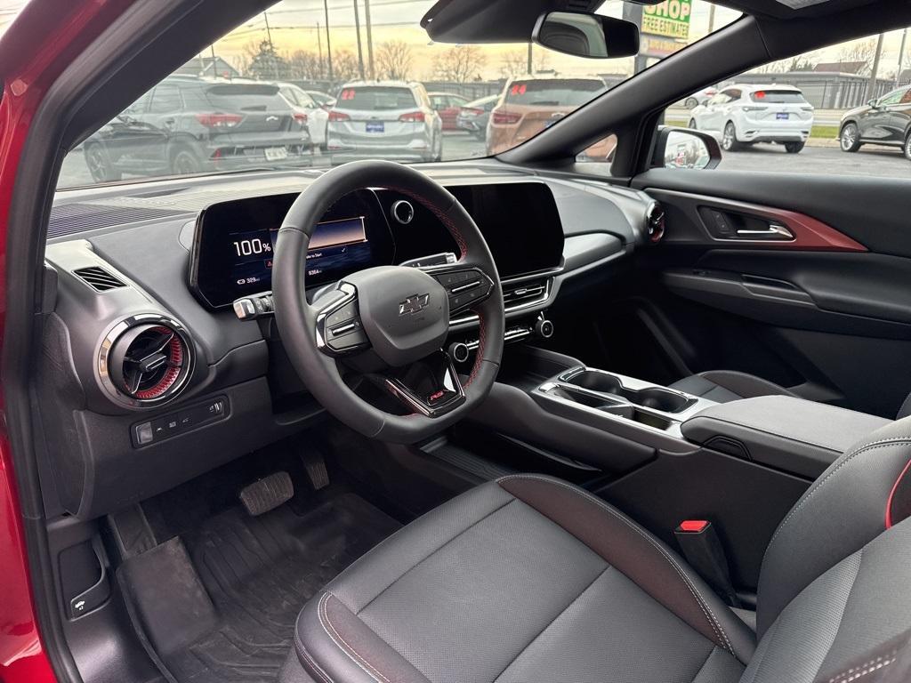 used 2025 Chevrolet Equinox EV car, priced at $27,900