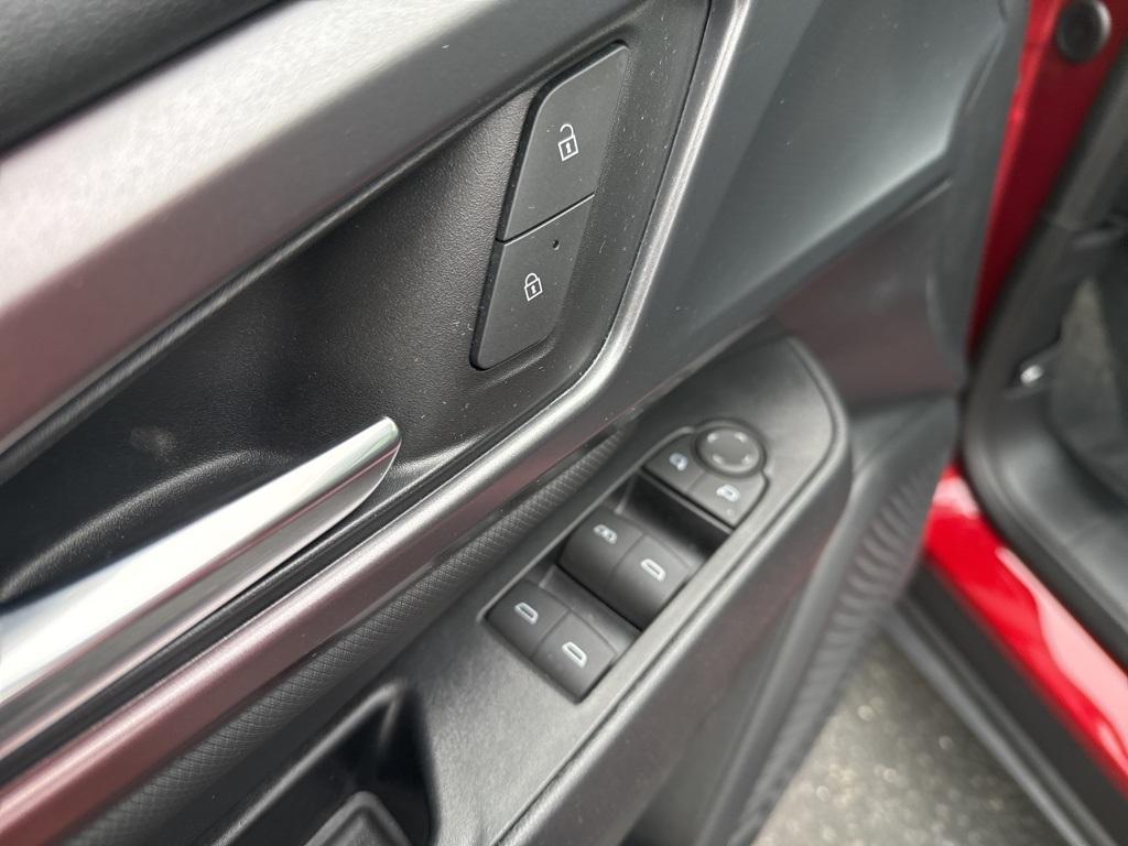 used 2025 Chevrolet Equinox EV car, priced at $27,900