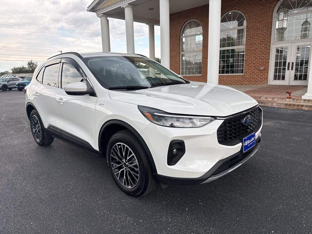 used 2025 Ford Escape car, priced at $26,900