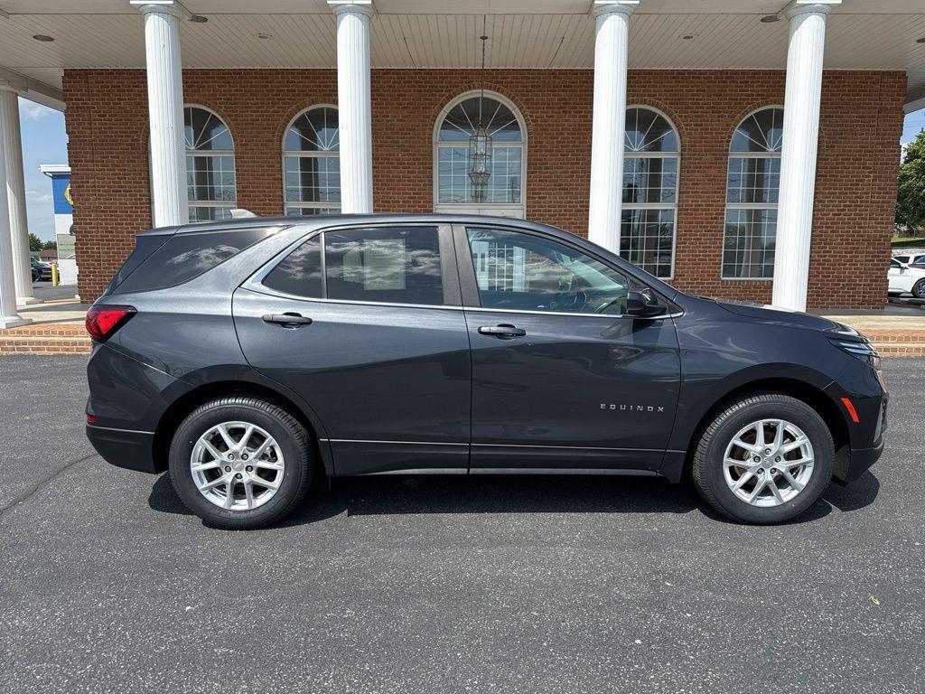 used 2023 Chevrolet Equinox car, priced at $20,900