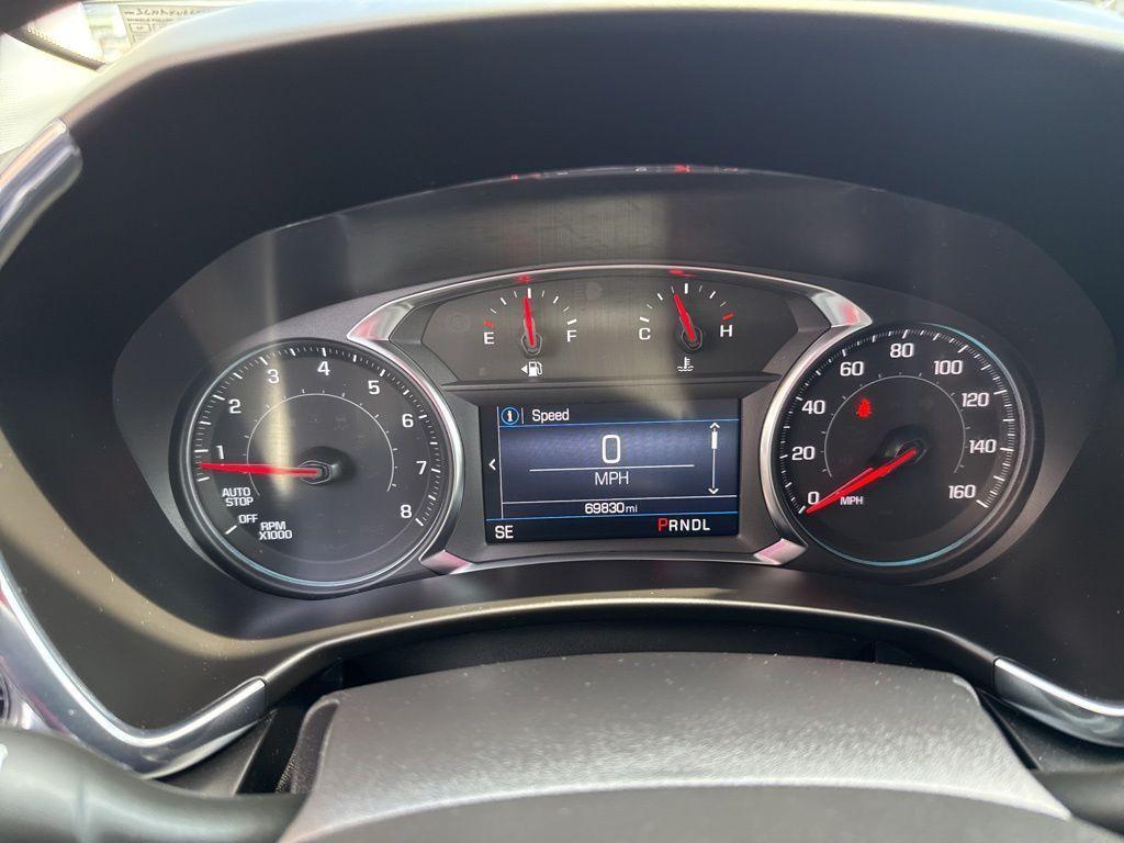 used 2023 Chevrolet Equinox car, priced at $20,900