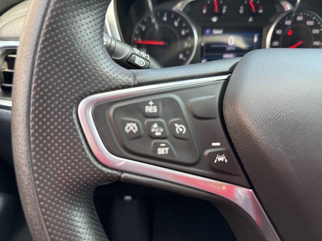 used 2023 Chevrolet Equinox car, priced at $20,900