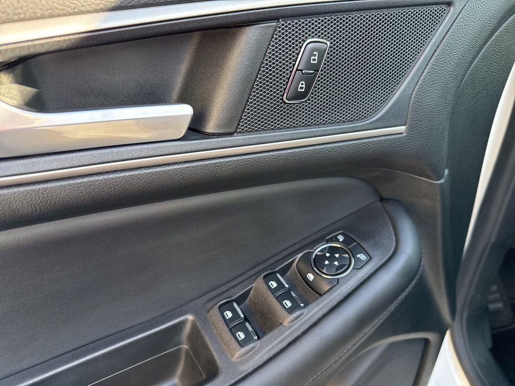 used 2023 Ford Edge car, priced at $27,500