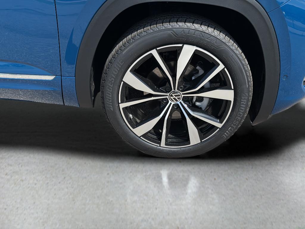 new 2026 Volkswagen Atlas car, priced at $55,234