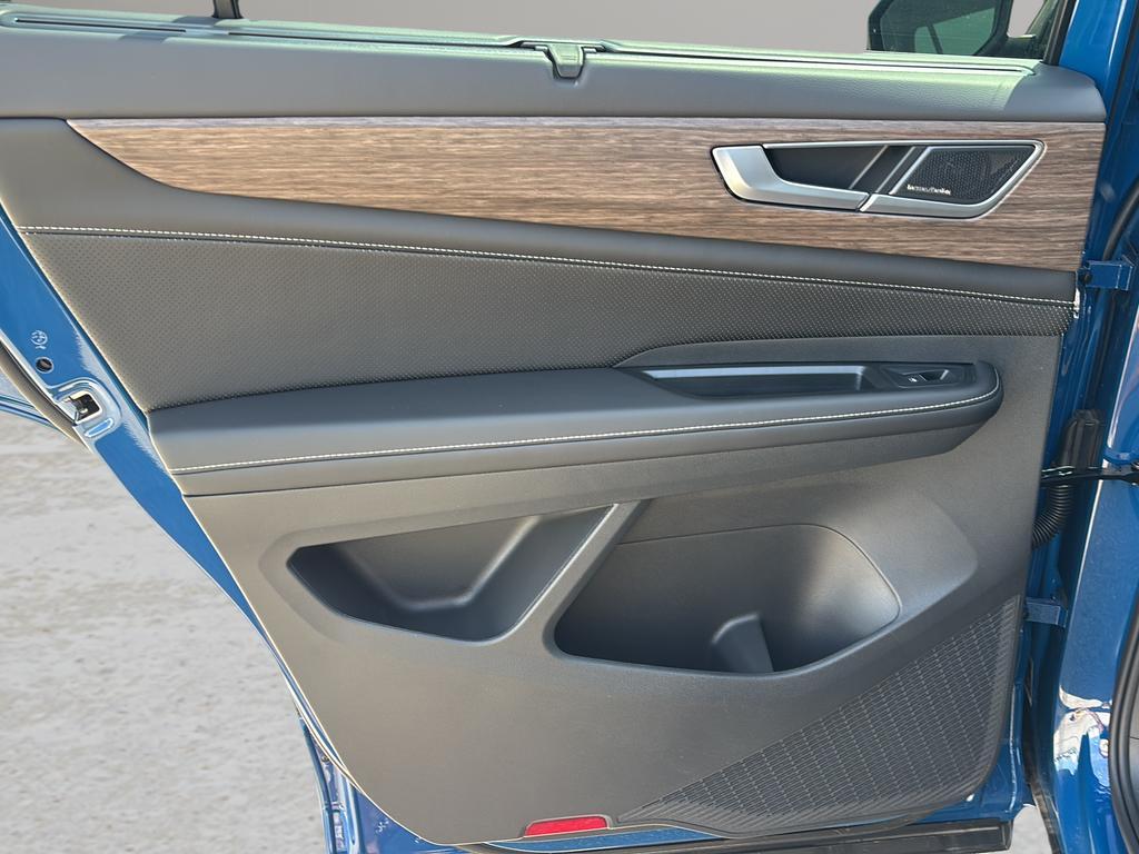 new 2026 Volkswagen Atlas car, priced at $55,234