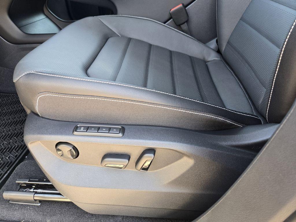 new 2026 Volkswagen Atlas car, priced at $47,079