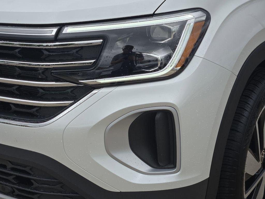 new 2026 Volkswagen Atlas car, priced at $45,555