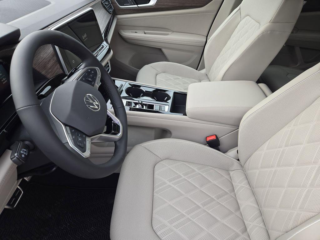 new 2026 Volkswagen Atlas car, priced at $52,372