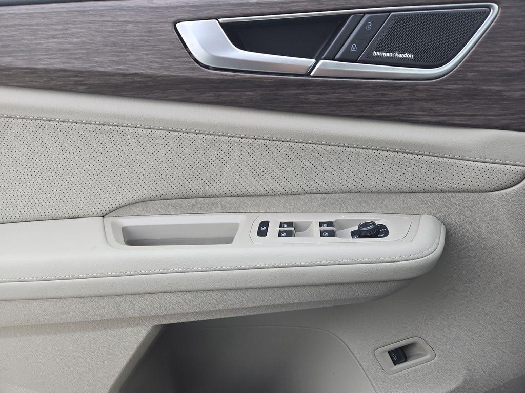 new 2026 Volkswagen Atlas car, priced at $52,372