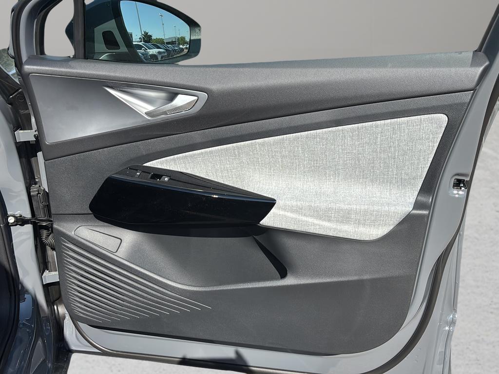 new 2026 Volkswagen ID.4 car, priced at $43,158