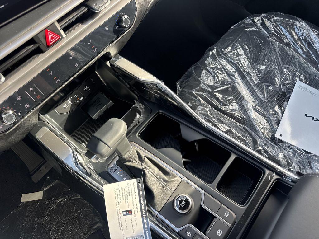 new 2026 Kia Sorento car, priced at $32,506