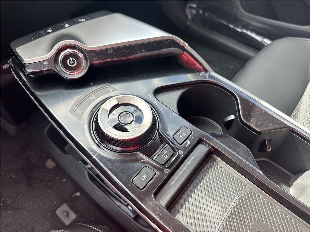 new 2025 Kia EV6 car, priced at $43,244