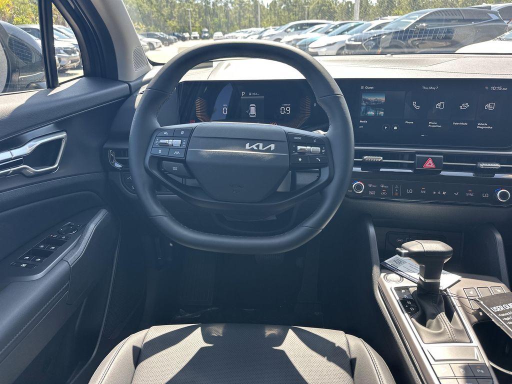 new 2026 Kia Sportage car, priced at $33,300