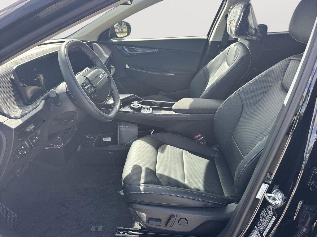 new 2025 Kia EV6 car, priced at $40,782