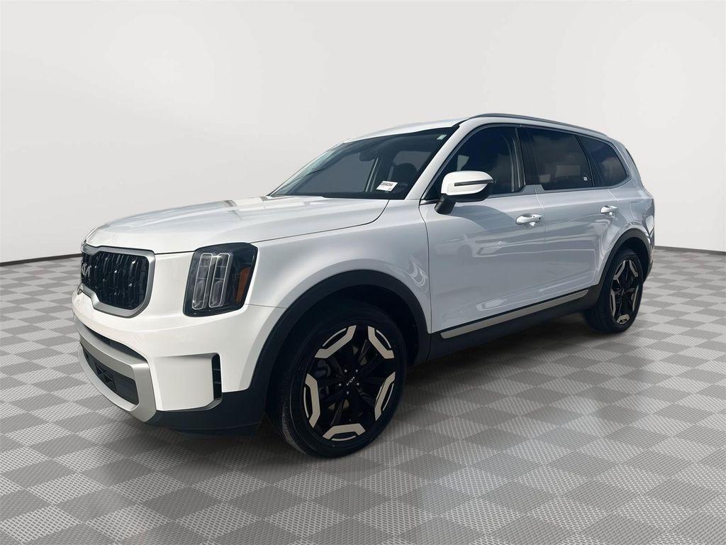 used 2024 Kia Telluride car, priced at $34,834