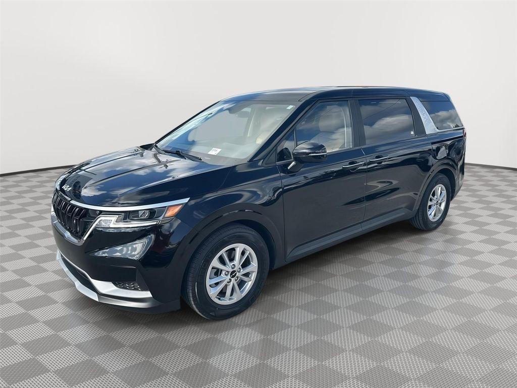 used 2024 Kia Carnival car, priced at $31,870