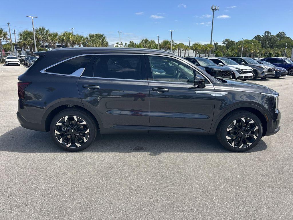 new 2026 Kia Sorento car, priced at $37,662