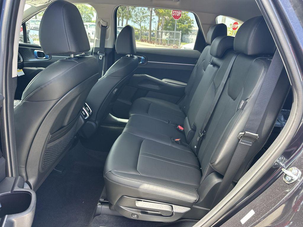 new 2026 Kia Sorento car, priced at $37,662