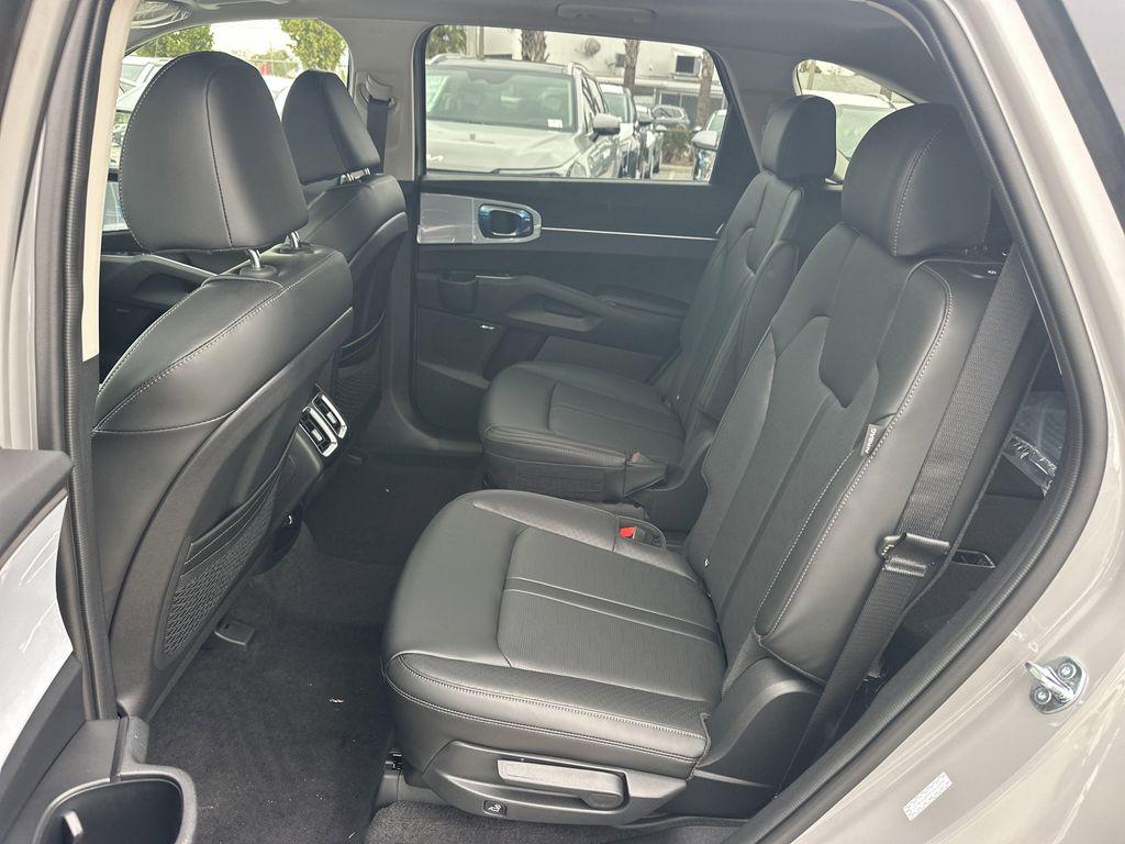 new 2026 Kia Sorento car, priced at $41,088