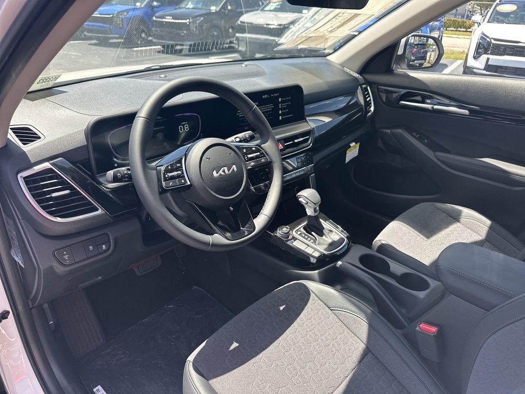 new 2026 Kia Seltos car, priced at $28,432