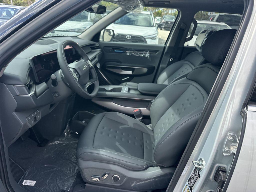 new 2026 Kia EV9 car, priced at $56,262