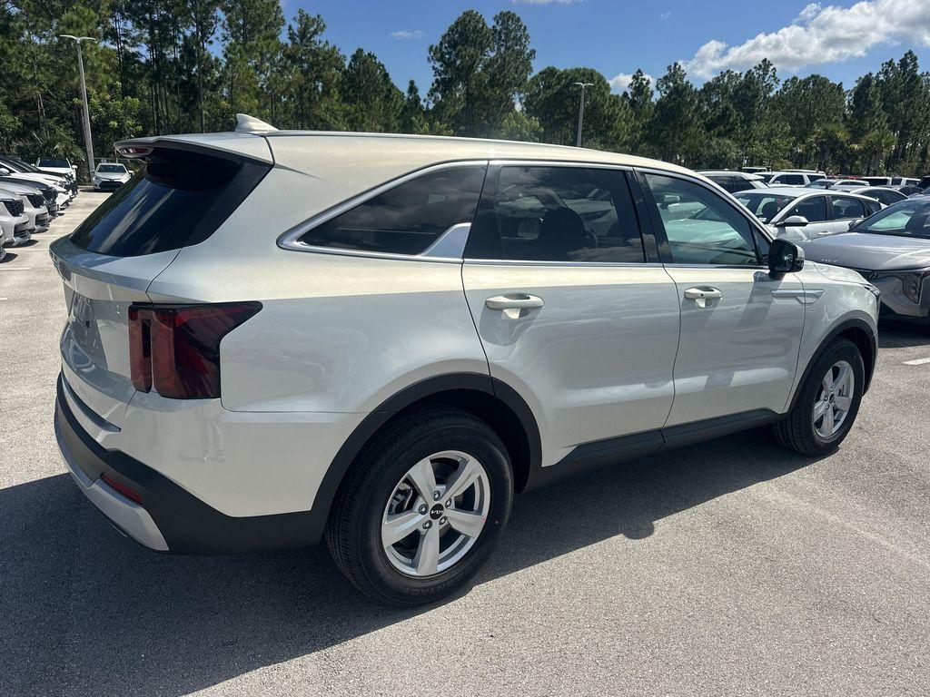 new 2026 Kia Sorento car, priced at $32,770