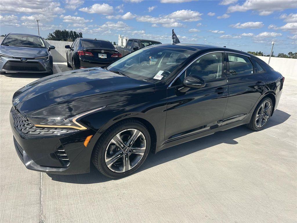 used 2023 Kia K5 car