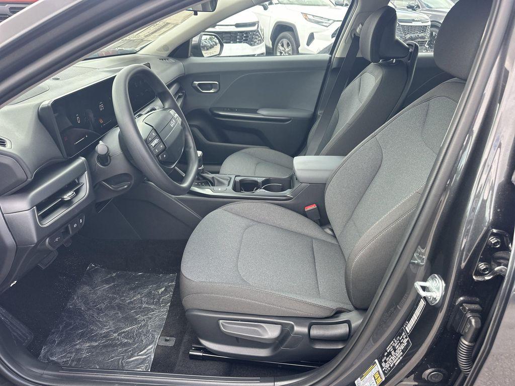 new 2025 Kia K4 car, priced at $23,006