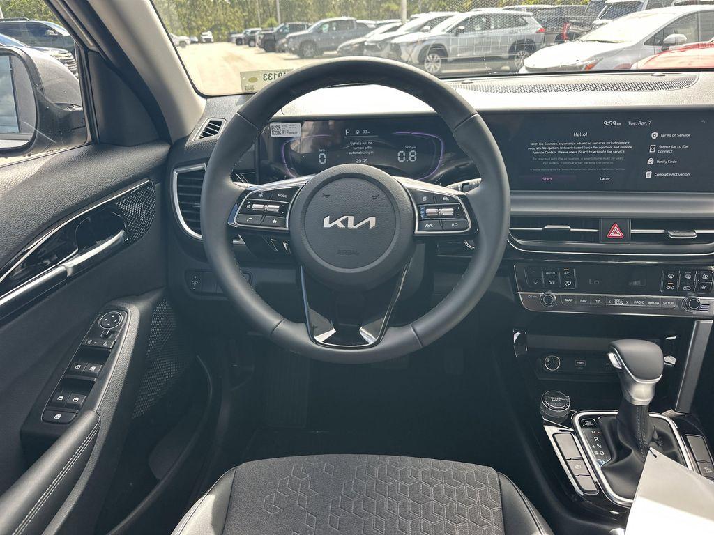 new 2026 Kia Seltos car, priced at $27,396