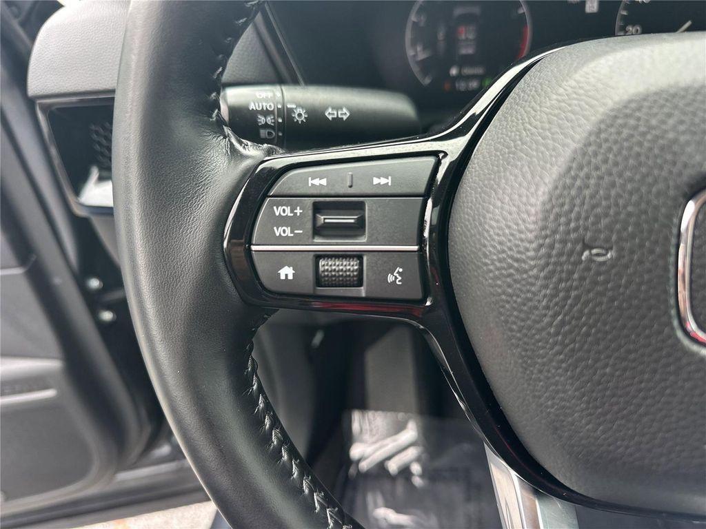used 2025 Honda CR-V car, priced at $33,058