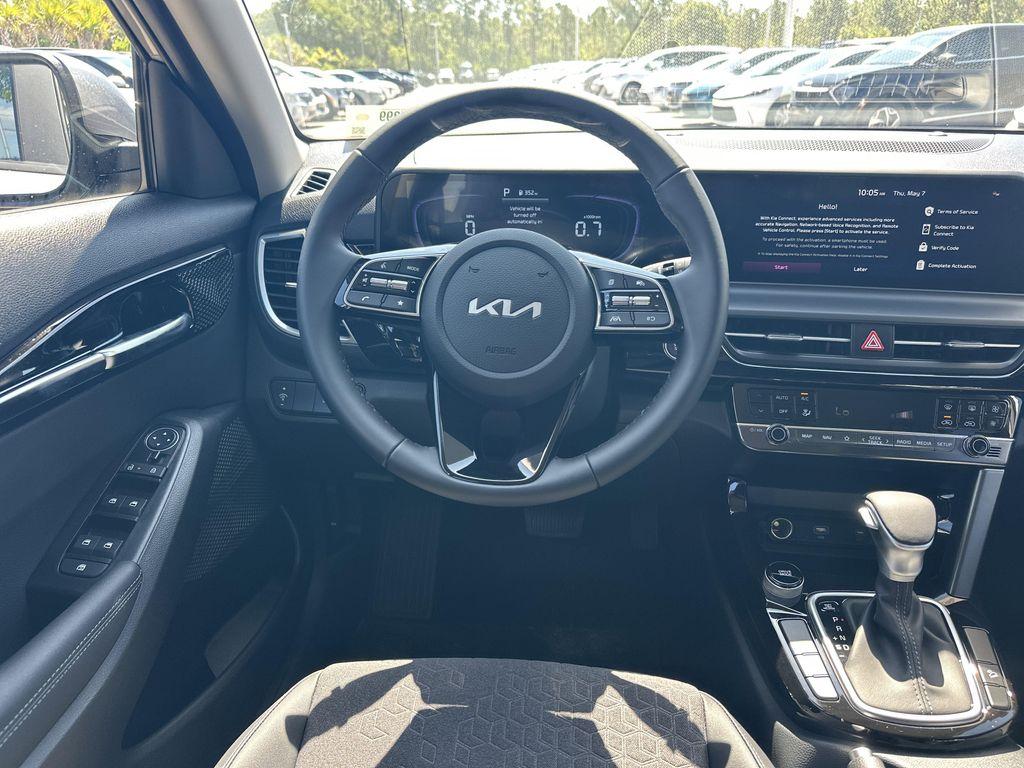new 2026 Kia Seltos car, priced at $28,702