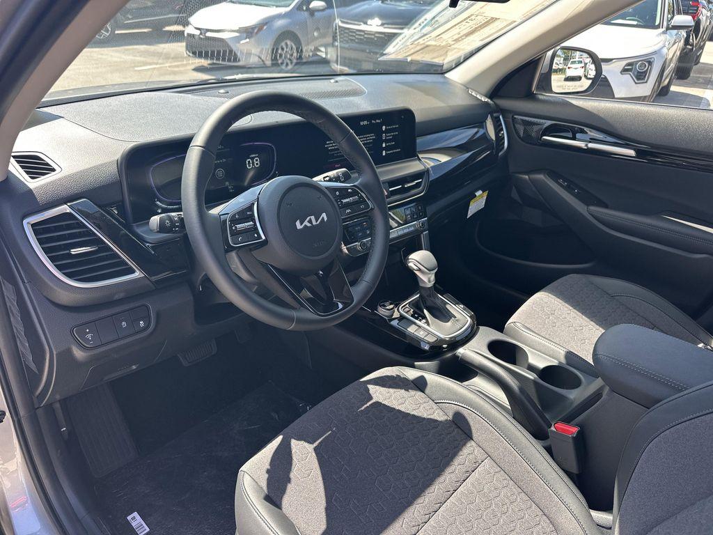 new 2026 Kia Seltos car, priced at $28,702
