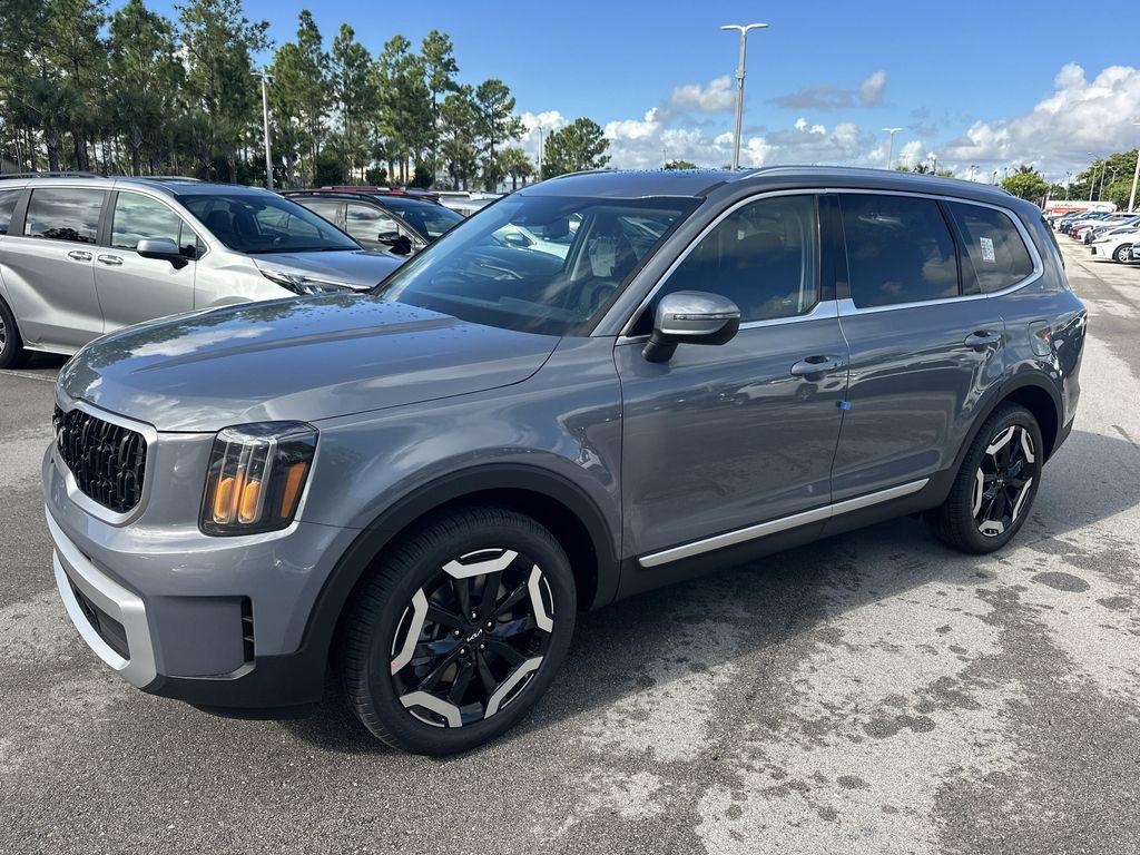 new 2025 Kia Telluride car, priced at $41,708